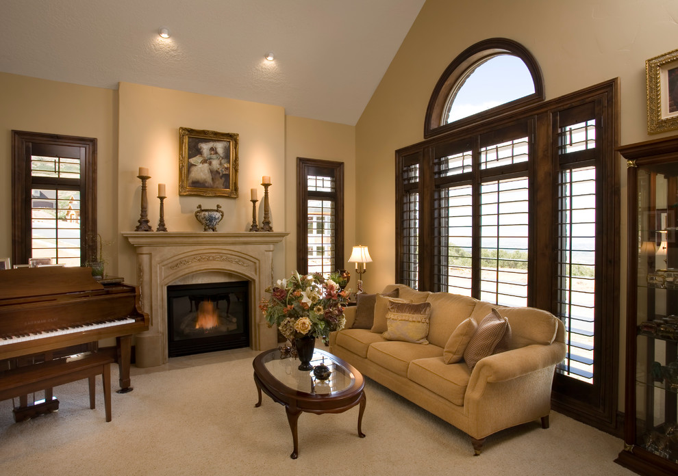 Inspiration for a traditional living room in Salt Lake City.