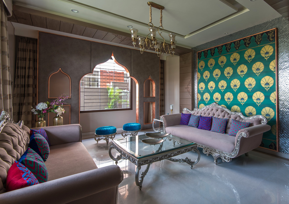 Ispirazione per un soggiorno bohémian di medie dimensioni e chiuso con sala formale, pavimento grigio e pareti multicolore