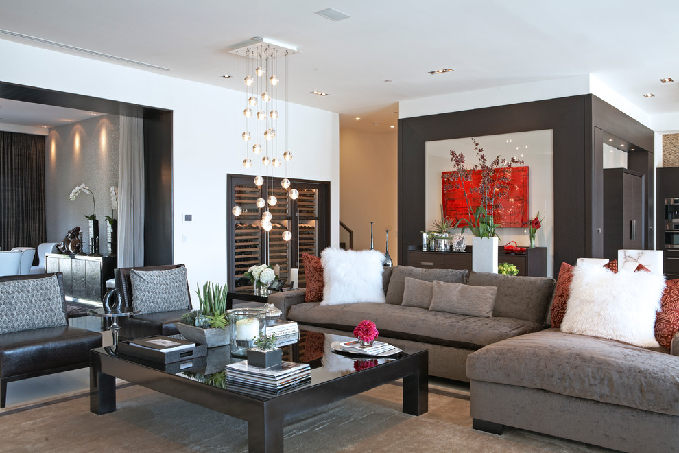Foto di un soggiorno classico di medie dimensioni e aperto con sala formale, pareti bianche, pavimento con piastrelle in ceramica e pavimento grigio