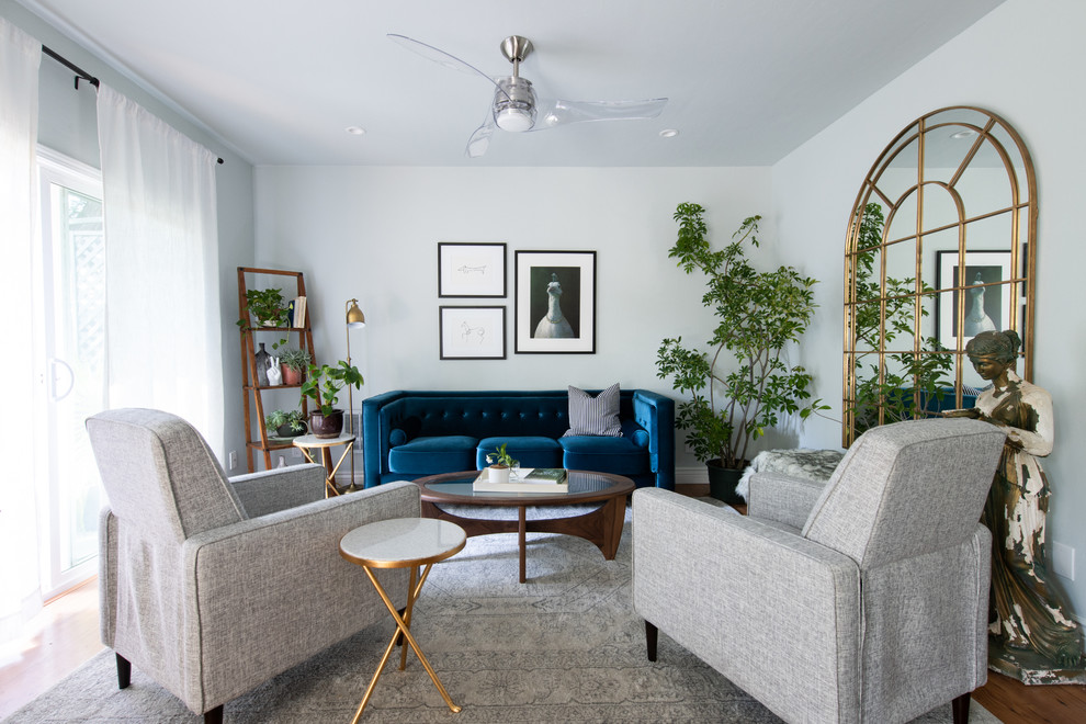 Transitional living room photo in San Francisco