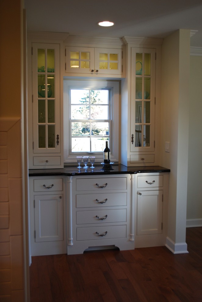 White Kitchen Remodel / Sauer Kitchen Solutions Barrington, IL