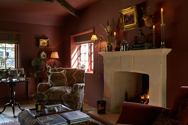 Photo of a farmhouse living room in Hampshire.