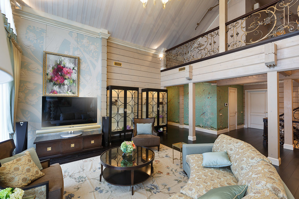 Идея дизайна: парадная, изолированная гостиная комната в стиле неоклассика (современная классика) с зелеными стенами и паркетным полом среднего тона