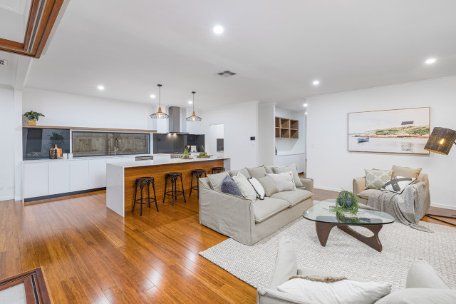 Wynnum New Build - Modern - Living Room - Brisbane - by KH Architects ...