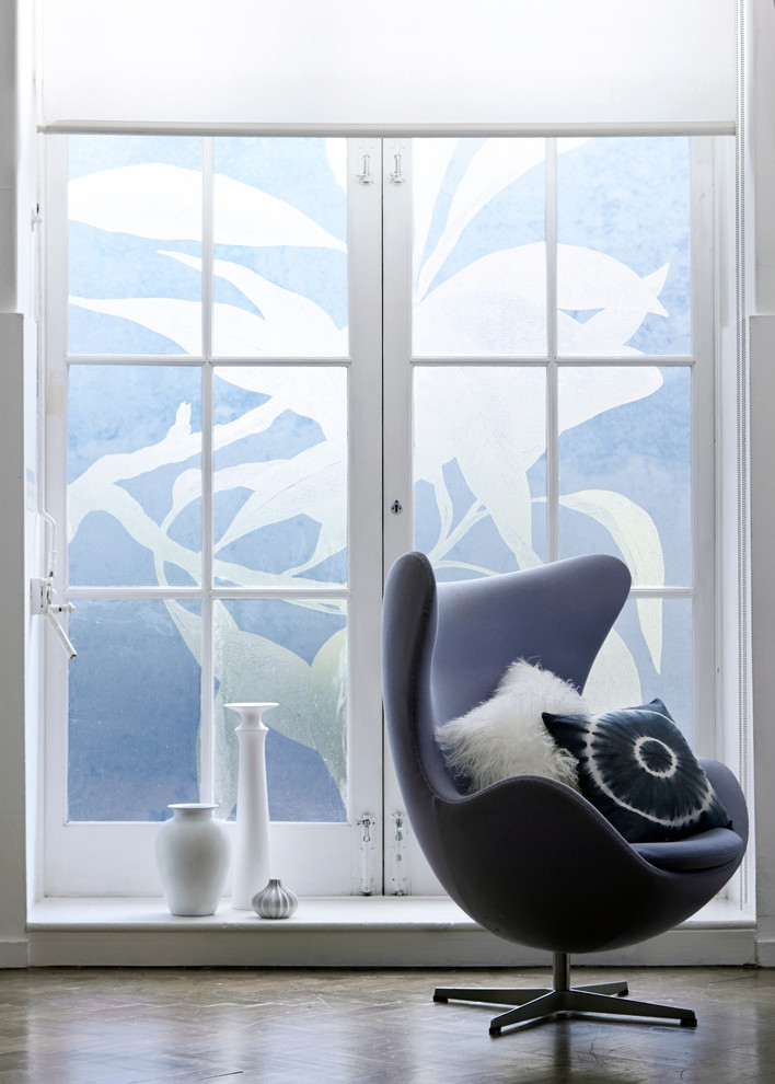 Inspiration for an eclectic living room remodel in Berkshire
