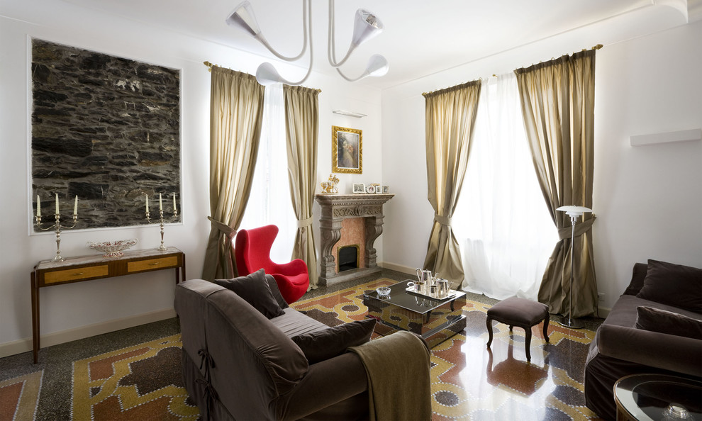 Example of a trendy living room design in Milan