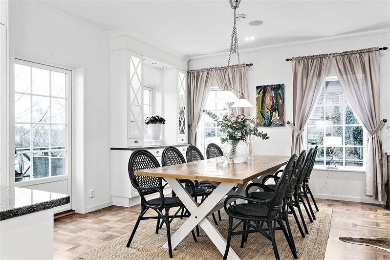 Inspiration for an eclectic dining room in Gothenburg.