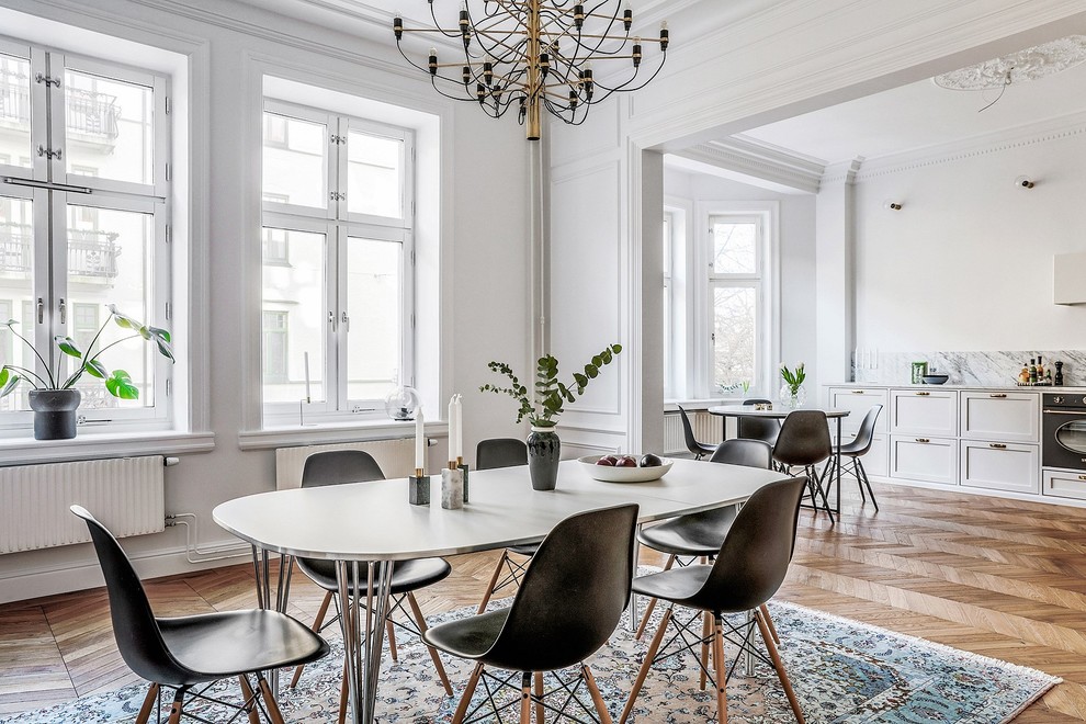 Design ideas for a victorian dining room in Malmo.