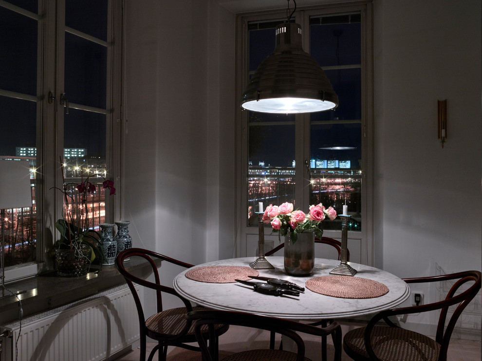 Modernes Esszimmer in Stockholm