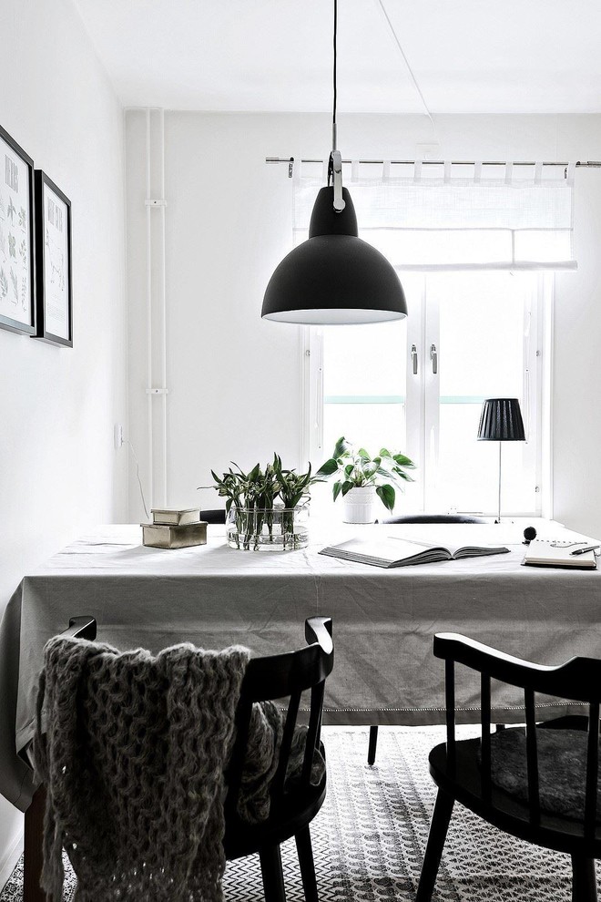 Esempio di una sala da pranzo scandinava