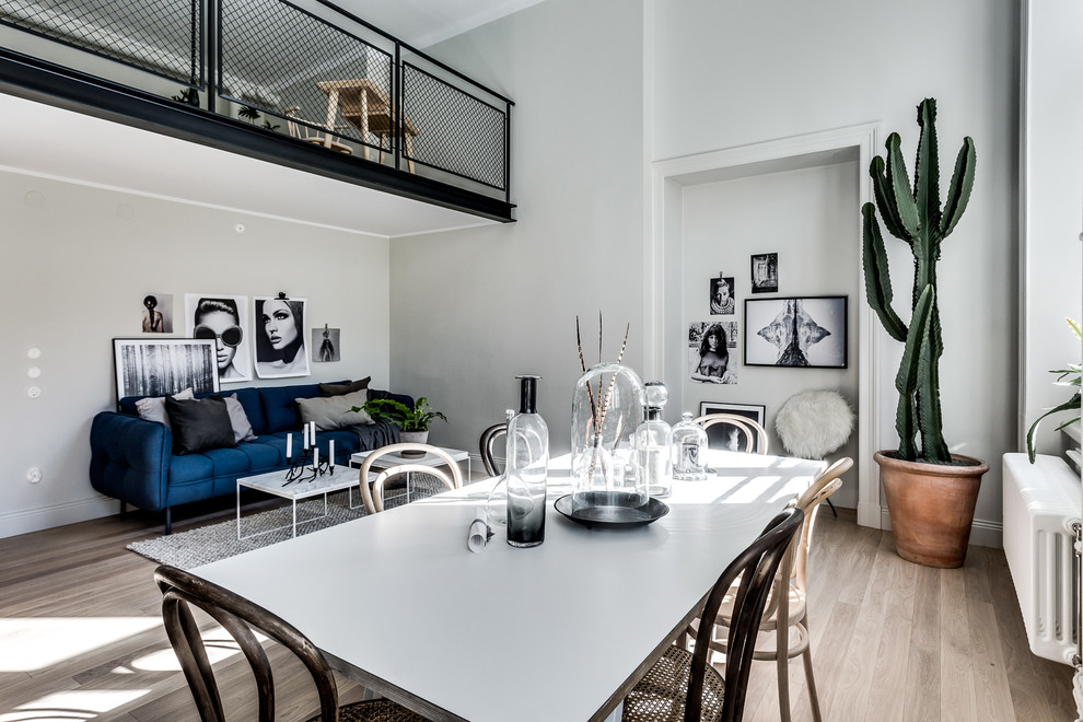 Inspiration for a scandinavian dining room remodel in Stockholm