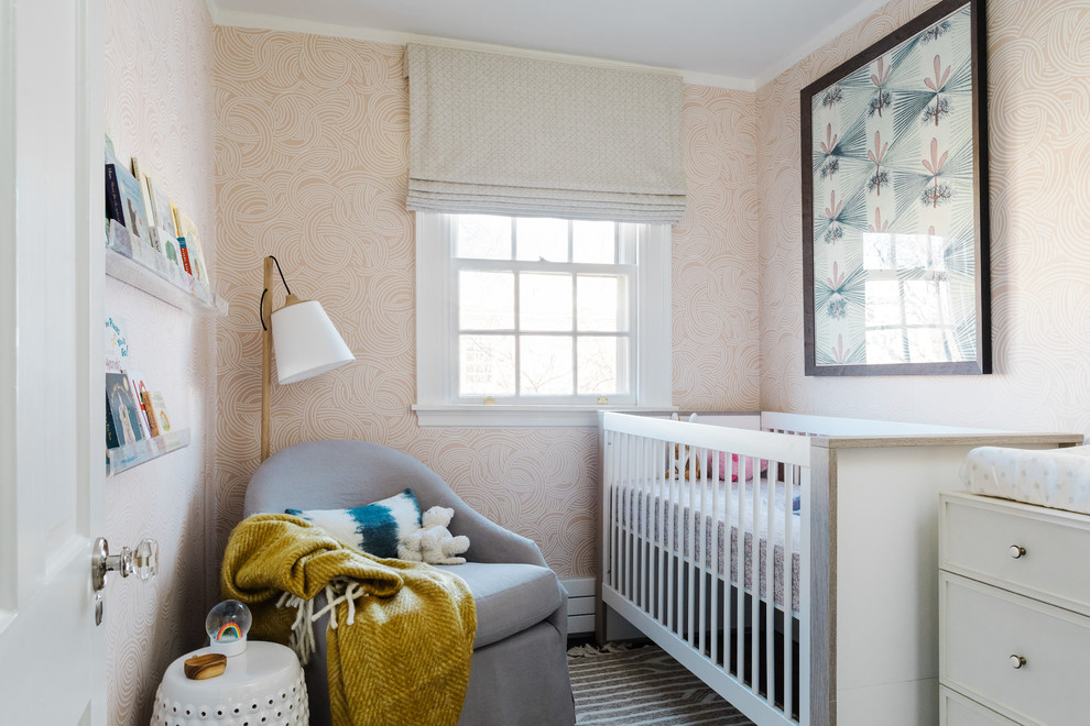 На фото: нейтральная комната для малыша в современном стиле с оранжевыми стенами с