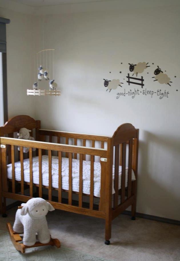 Свежая идея для дизайна: комната для малыша в стиле рустика - отличное фото интерьера