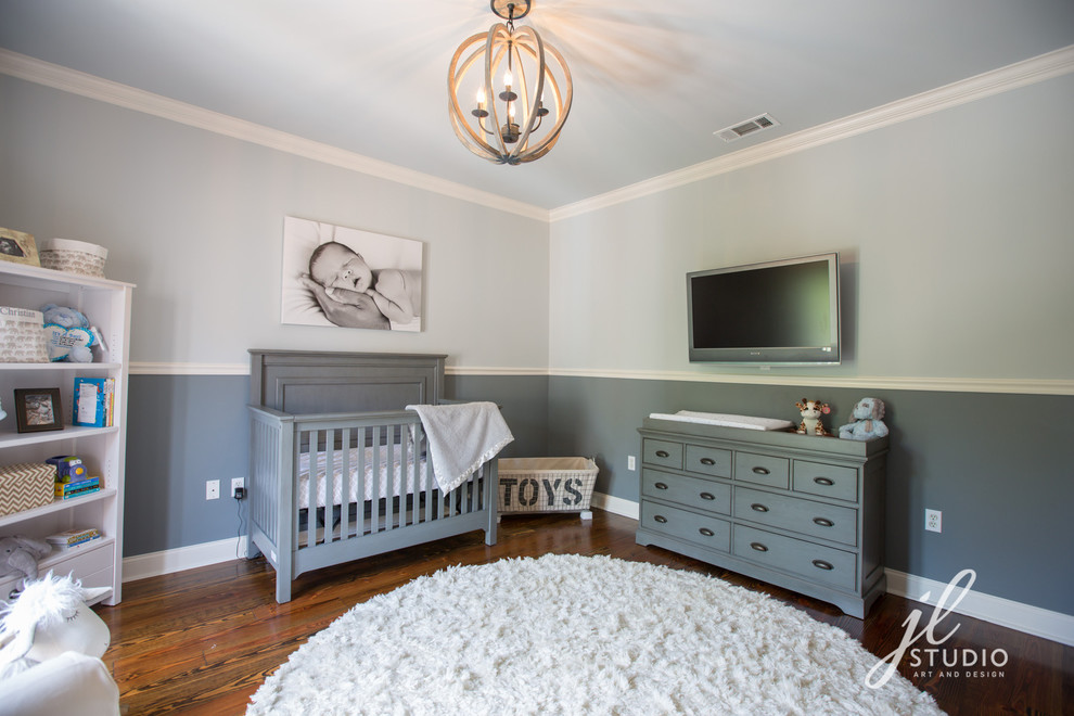 ニューオリンズにあるラスティックスタイルのおしゃれな赤ちゃん部屋の写真