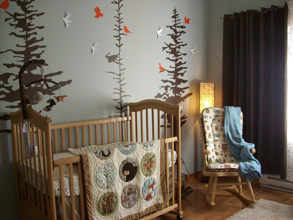 Exemple d'une chambre de bébé montagne.