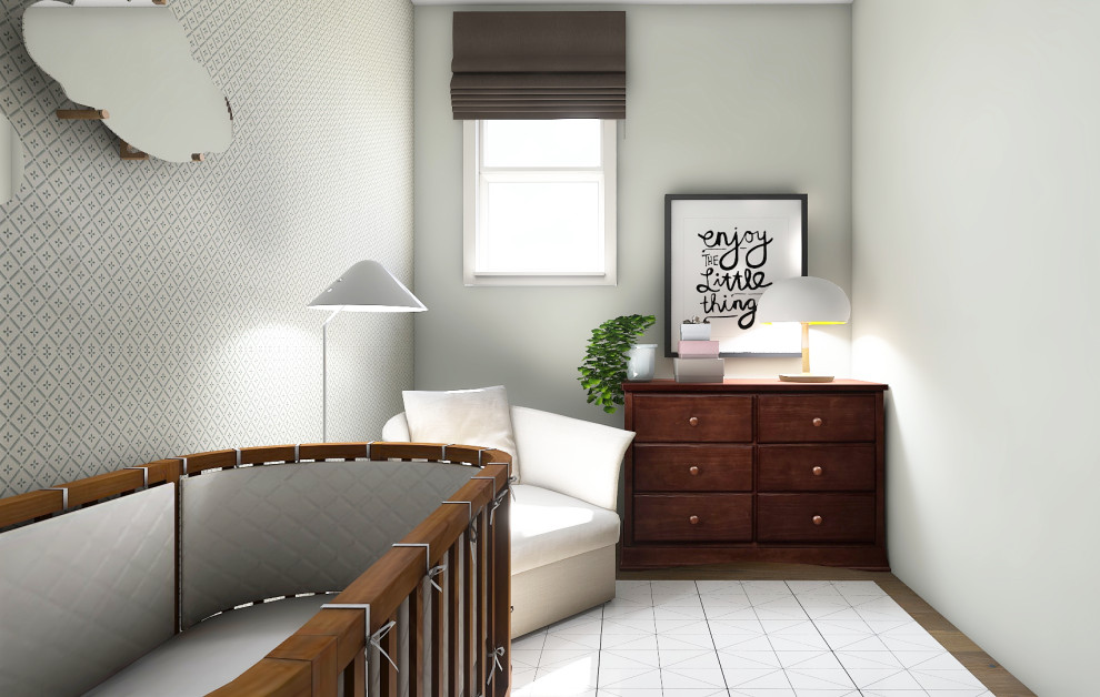 Inspiration pour une petite chambre de bébé neutre vintage avec un mur vert, parquet foncé et un sol marron.