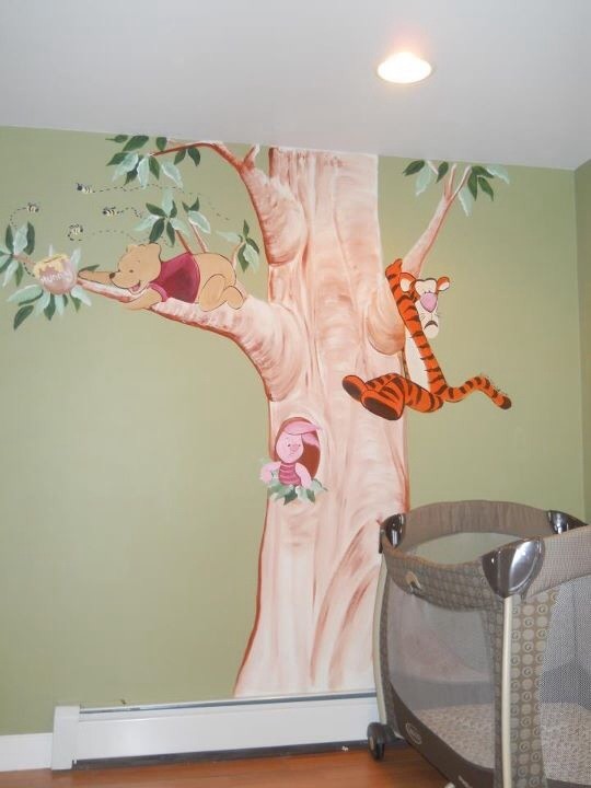 ニューヨークにあるトラディショナルスタイルのおしゃれな赤ちゃん部屋の写真