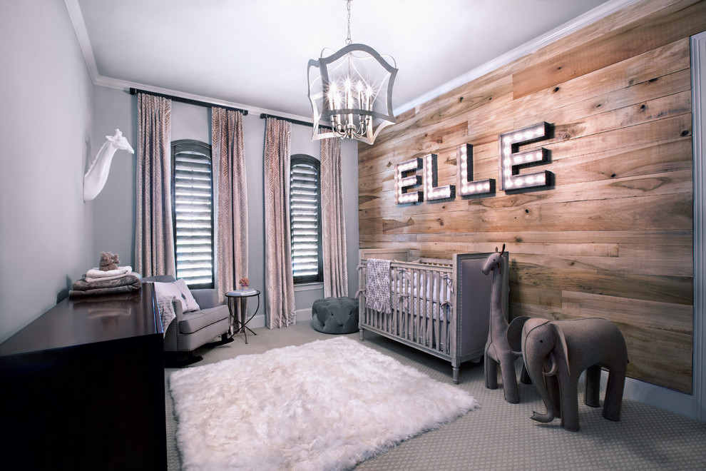 ヒューストンにあるトランジショナルスタイルのおしゃれな赤ちゃん部屋の写真