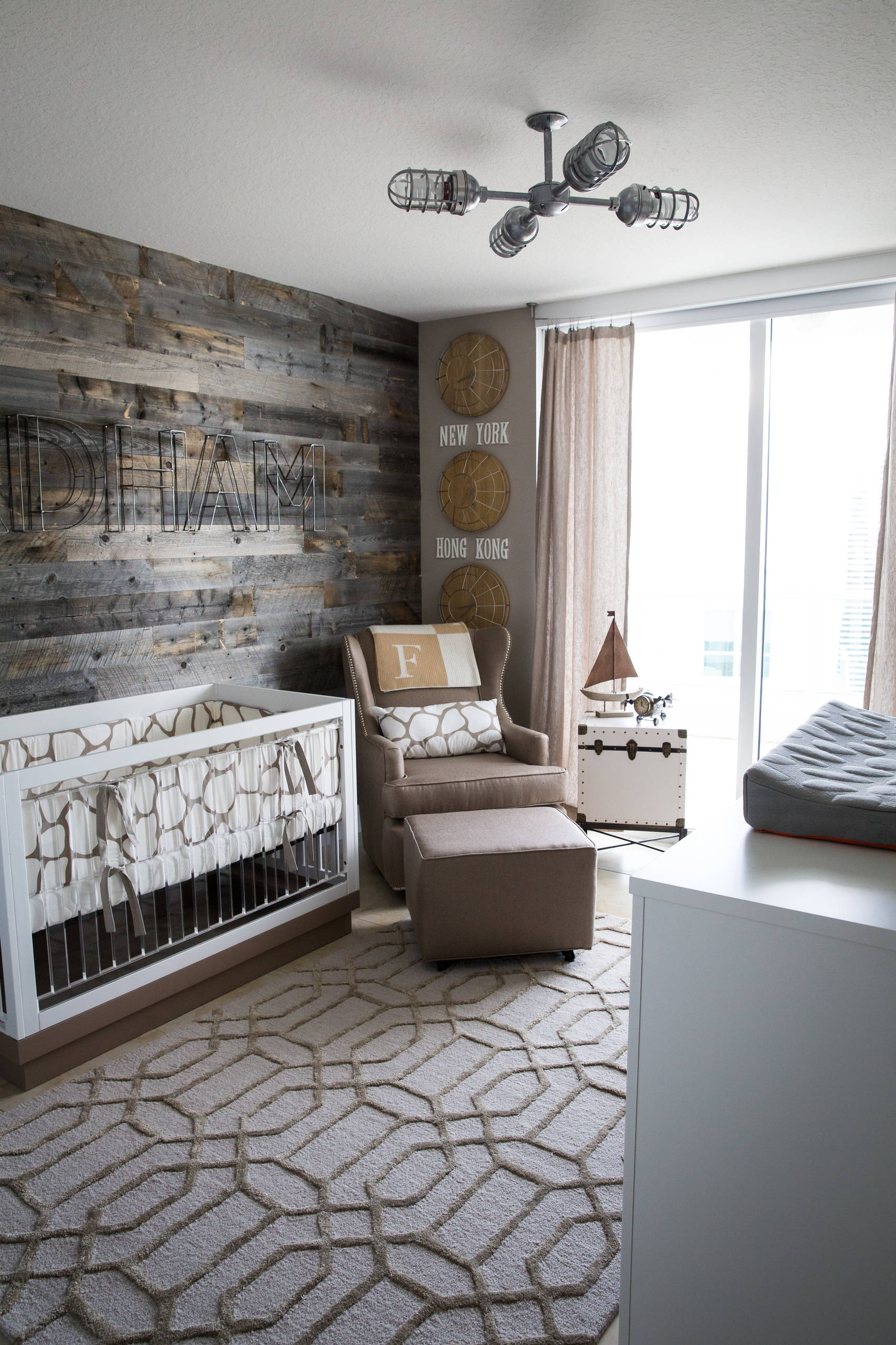 75 Photos Et Idees Deco De Chambres De Bebe Montagne Mars 22 Houzz Fr