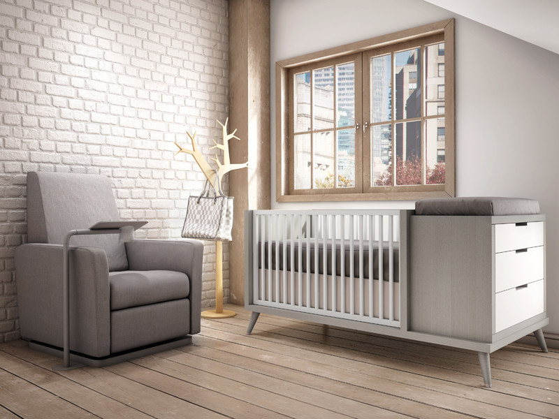 Idee per una cameretta per neonati neutra scandinava con pareti beige e pavimento in compensato