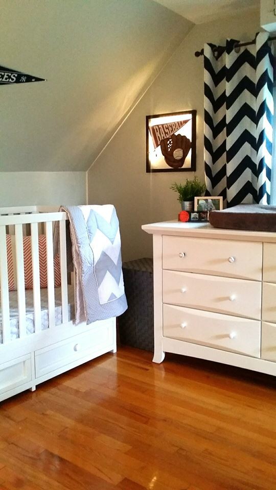 Inspiration for a small classic nursery in Newark.