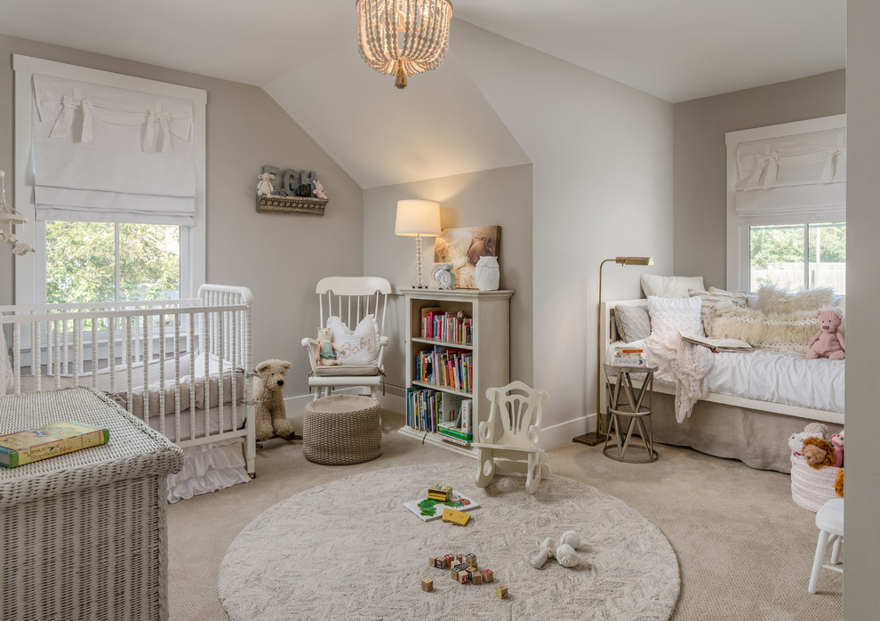 На фото: комната для малыша в классическом стиле с серыми стенами, ковровым покрытием и бежевым полом для девочки с