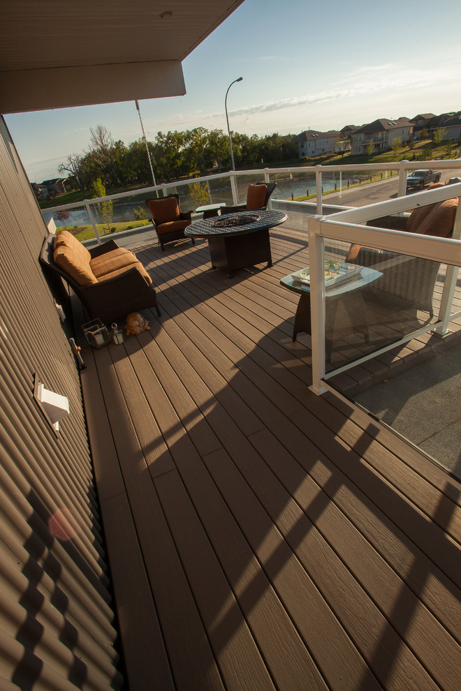 Patio - contemporary patio idea in Calgary