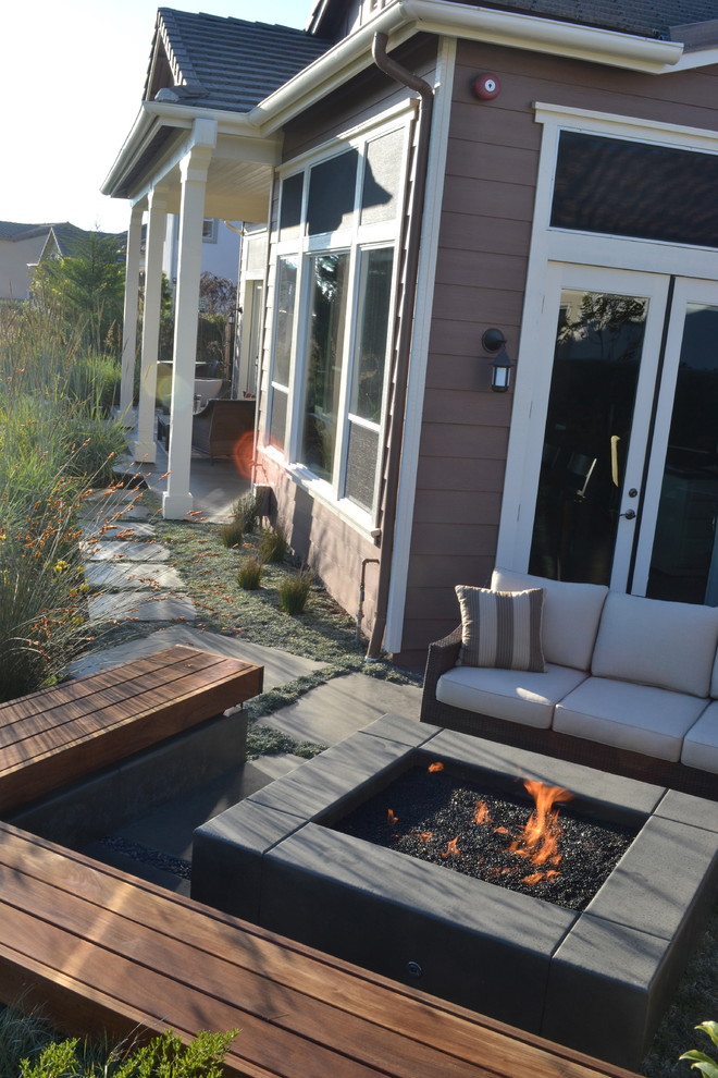 Example of a trendy patio design in San Luis Obispo