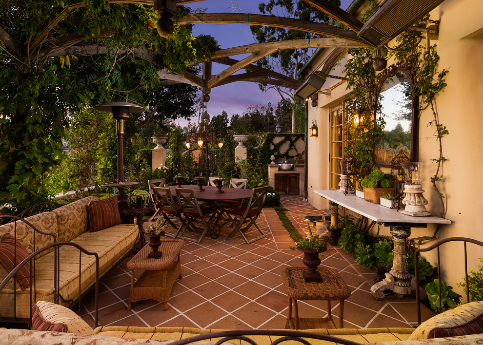 This is an example of an expansive back patio in Orange County.