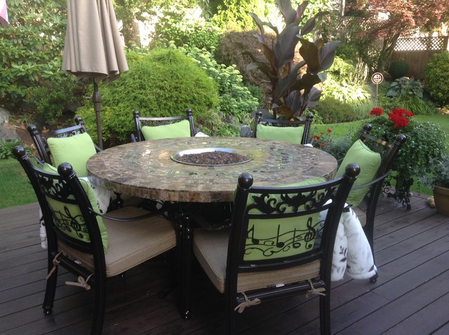 5 Round Wine And Themed Table, Patio Set With Fire Pit And Umbrella