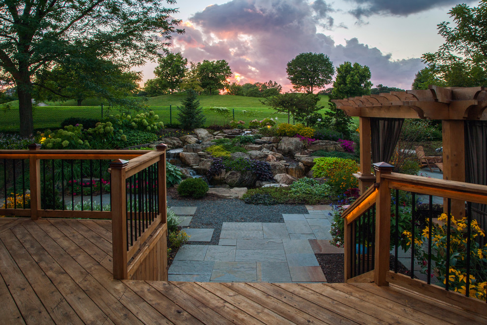 7 Bridges Woodridge, IL Traditional Patio Chicago by Rolling