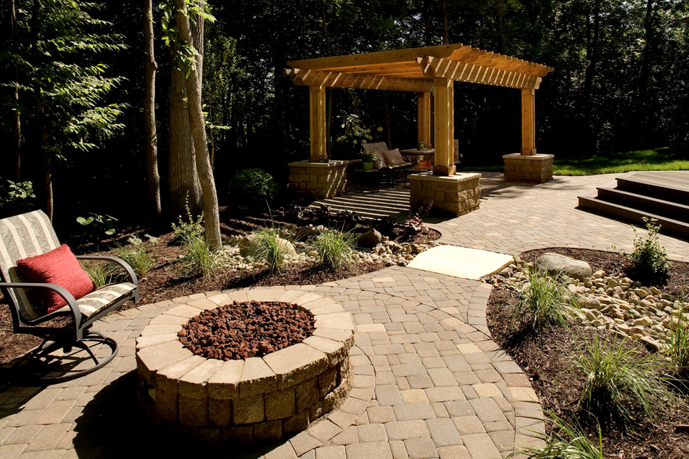 Inspiration for a contemporary patio remodel in Minneapolis