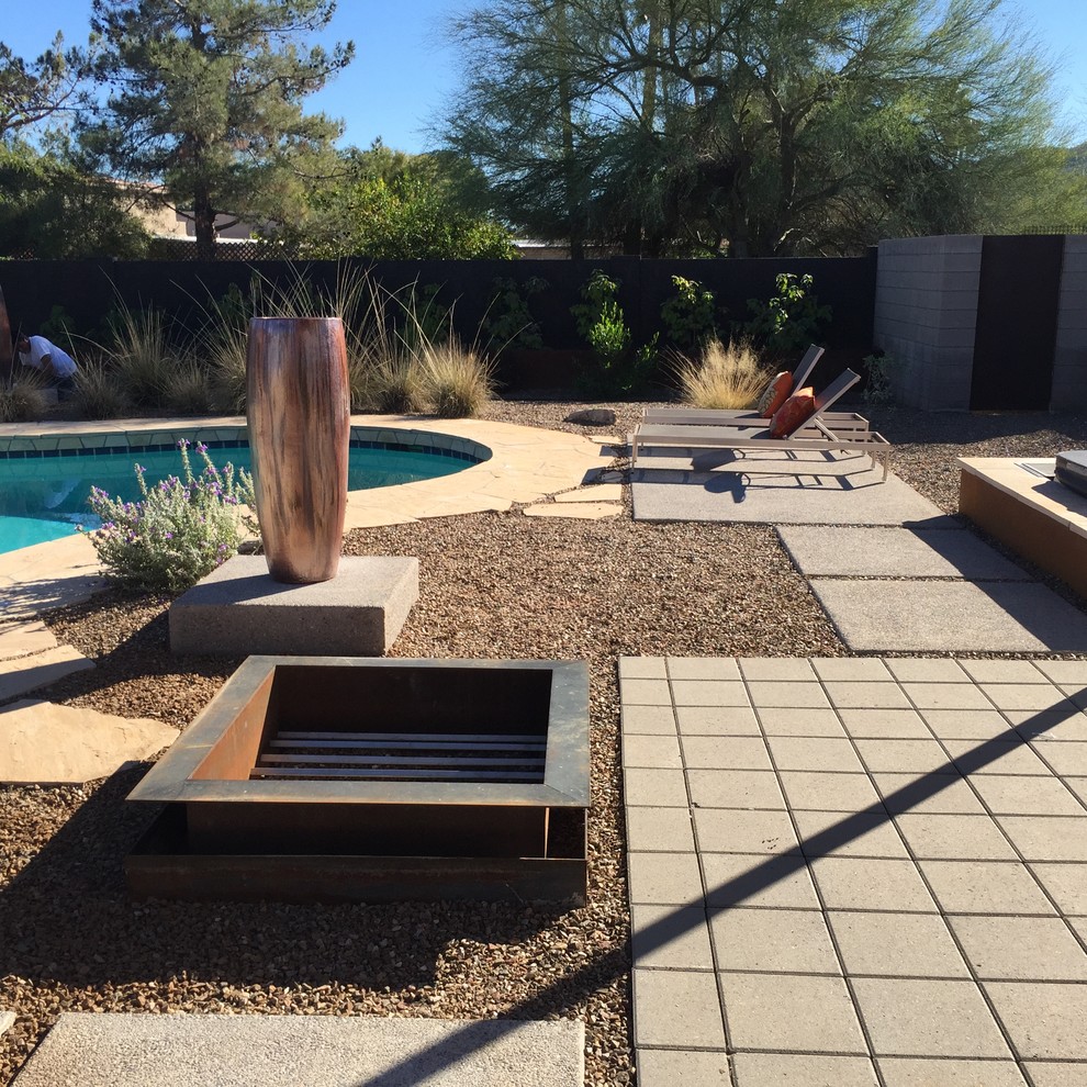 Moderner Patio in Phoenix