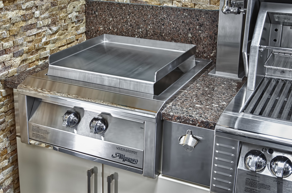 A Real Man's Kitchen Contemporary Patio Orlando by MasterChef