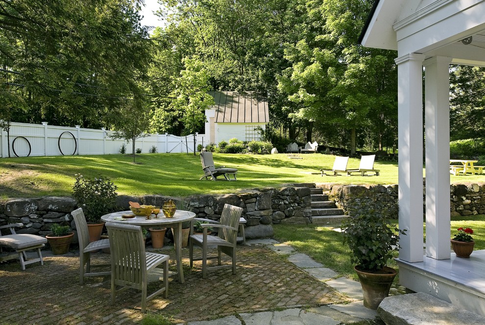 A significant transformation Traditional Patio Burlington by