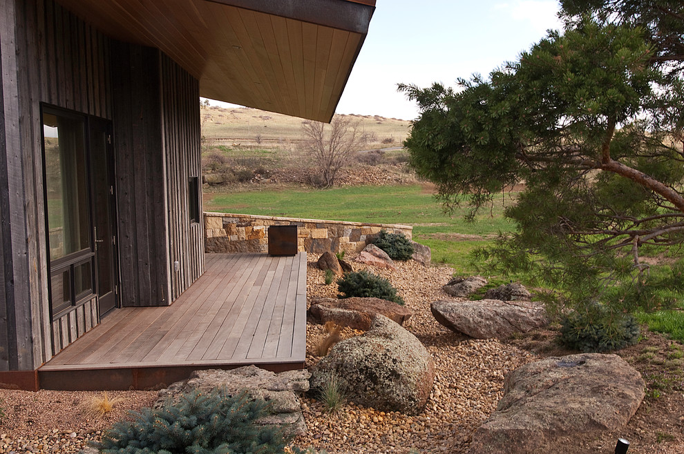 This is an example of a contemporary patio in Denver.