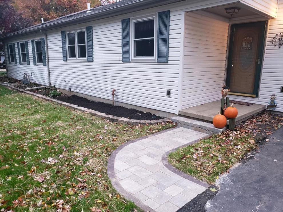 Akron Custom Front Entry Hardscape Contemporary Patio Cleveland