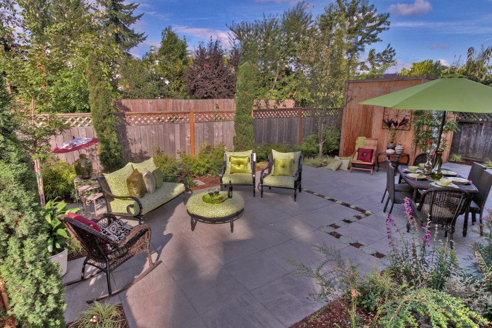 Alberta Arts District Urban Living garden roof Modern Patio