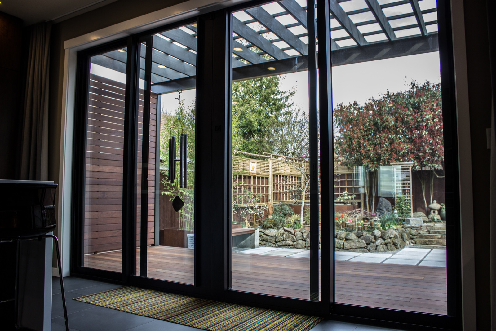 In de naam Maak los vlinder Aluminum double sliding patio door - Contemporary - Patio - Portland - by  Kashas Design | Build | Houzz