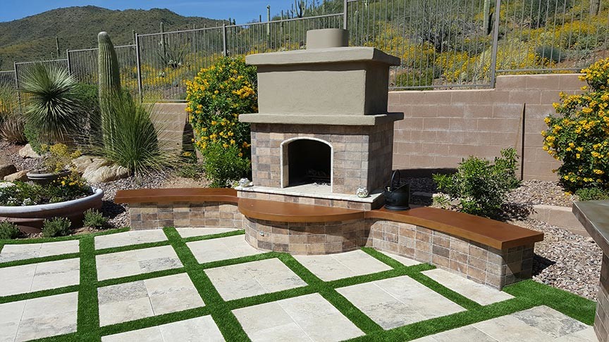 This is an example of a classic patio in Phoenix.