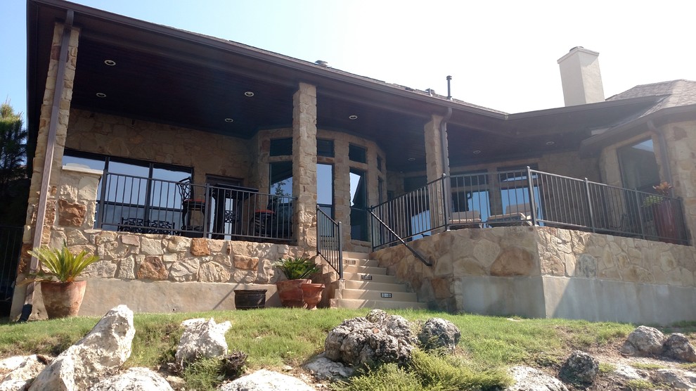 Austin Patio and Outdoor Kitchen Overlooking the Colorado River