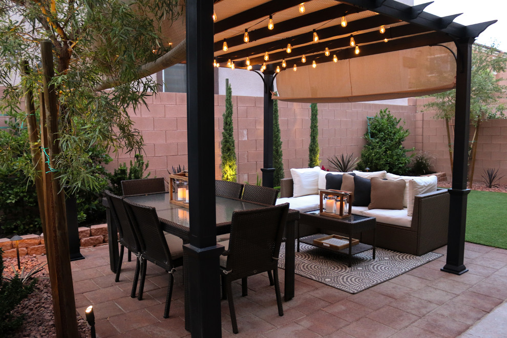 Backyard Transitional Patio Las Vegas By Krystina Hollenbeck For Hiluxelifestyle - Patios In Las Vegas Backyard Transitional Patio Las Vegas By Krystina Hollenbeck For Hiluxelifestyle - Patios In Las Vegas