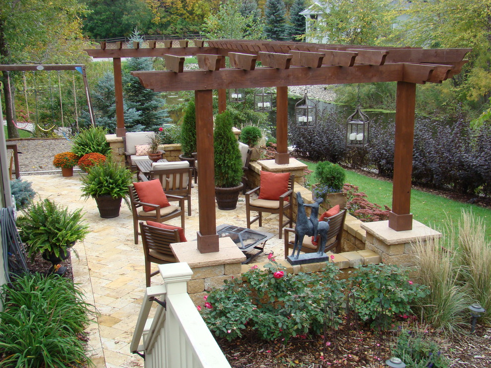 This is an example of a classic patio in Minneapolis.