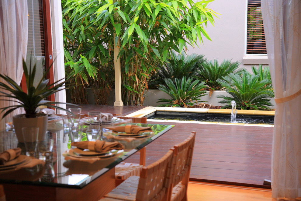 Exemple d'une terrasse asiatique.