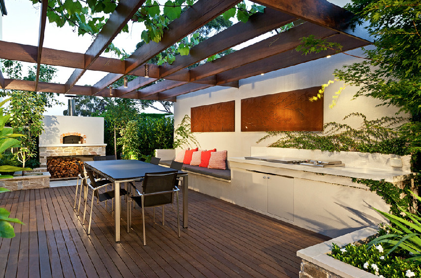 Design ideas for a small contemporary back patio in Melbourne with decking.