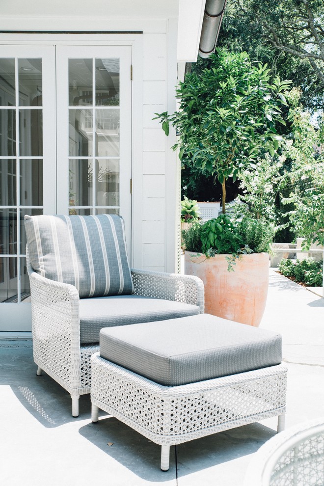 Inspiration for a patio remodel in Charleston