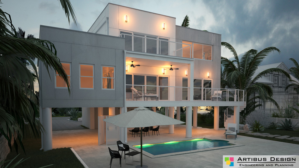 На фото: большой двор на заднем дворе в стиле модернизм с покрытием из бетонных плит без защиты от солнца