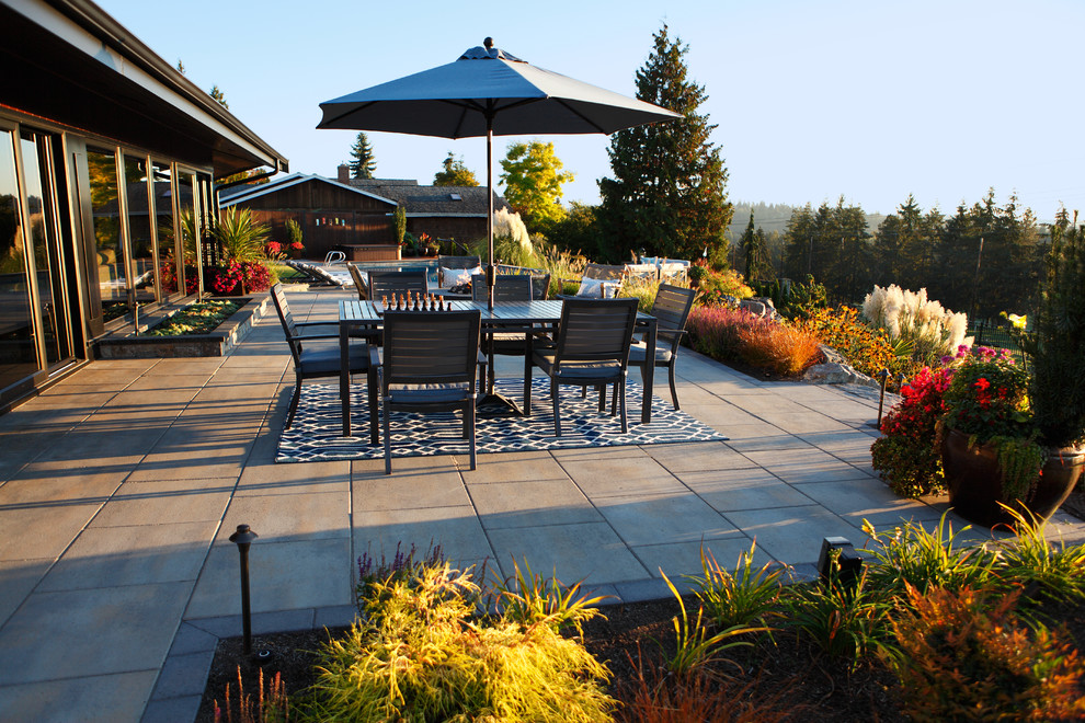 Bellevue Contemporary Poolside and Landscape Contemporary Patio