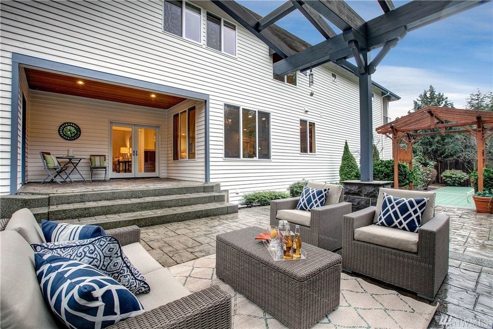 Bellevue Washington Traditional Patio Seattle by Open House