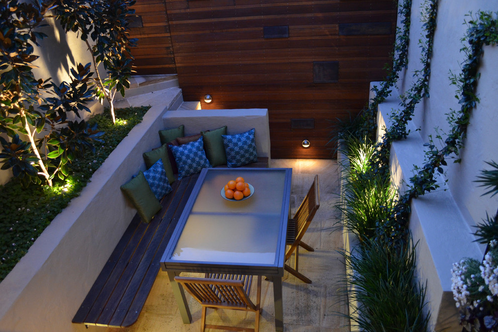 Inspiration for a contemporary patio remodel in Sydney